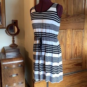 Olive & Oak sleeveless dress, size S.
